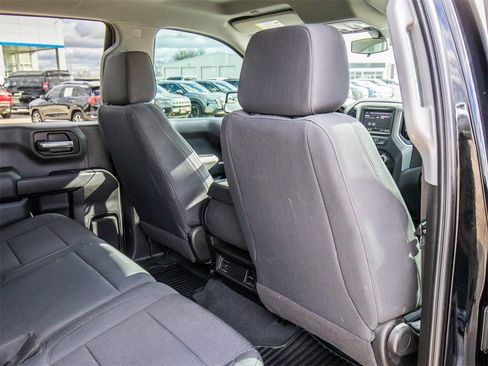 Used 2021 Chevrolet Silverado 1500 Custom Trail Boss w/ LPO, Dark Essentials Package image 17