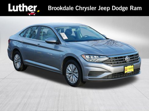 Used 2019 Volkswagen Jetta S w/ Driver Assistance Package image 1