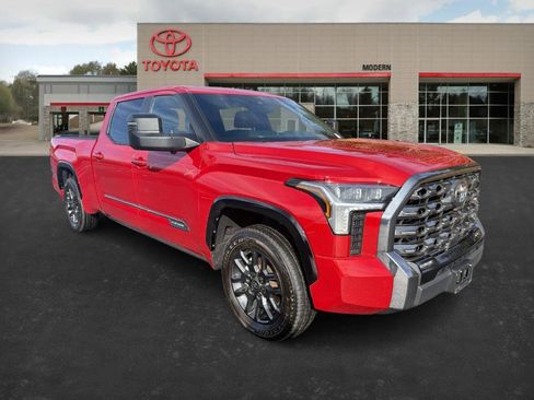 Used 2025 Toyota Tundra Platinum image 3