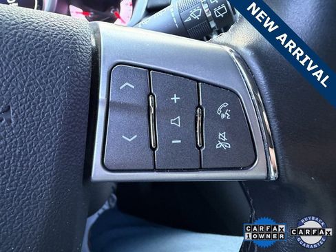 Used 2011 Cadillac SRX Luxury image 11