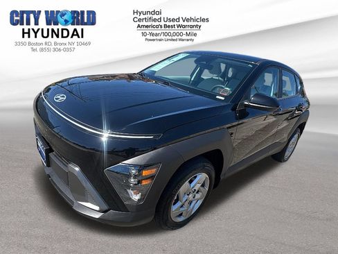 Used 2024 Hyundai Kona SE AWD/4WD image 1