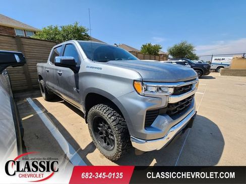 Used 2025 Chevrolet Silverado 1500 LT RWD image 1