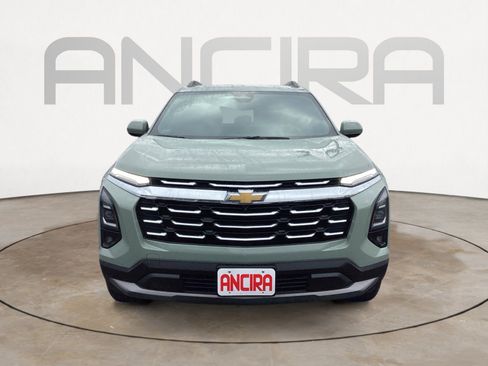 Used 2025 Chevrolet Equinox LT w/ Convenience Package II image 8