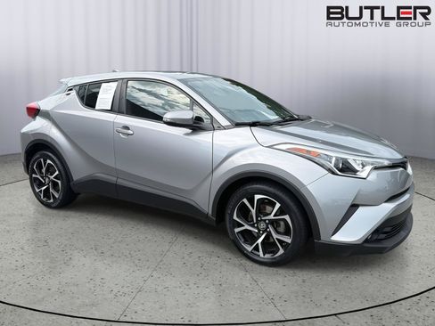 Used 2018 Toyota C-HR XLE FWD image 8