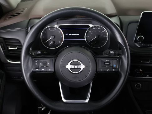 Used 2023 Nissan Rogue SV AWD/4WD image 36