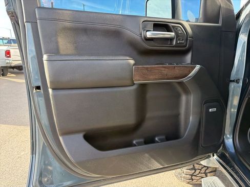 Used 2020 GMC Sierra 2500 Denali w/ Denali Ultimate Package image 17