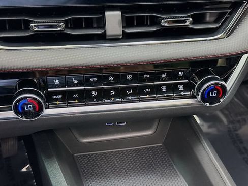 New 2026 Chevrolet Equinox RS w/ Convenience Package III FWD image 18