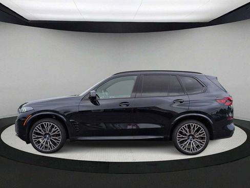 Certified 2026 BMW X5 xDrive40i w/ M Sport Package AWD/4WD image 5