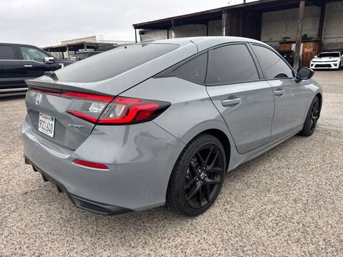 Used 2025 Honda Civic Sport image 5