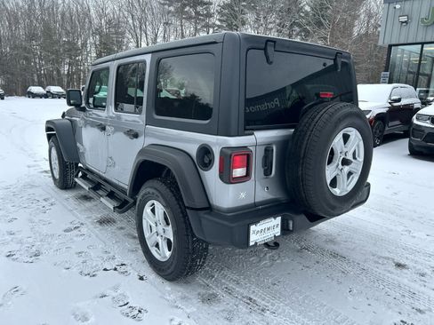 Used 2019 Jeep Wrangler Unlimited Sport S image 9