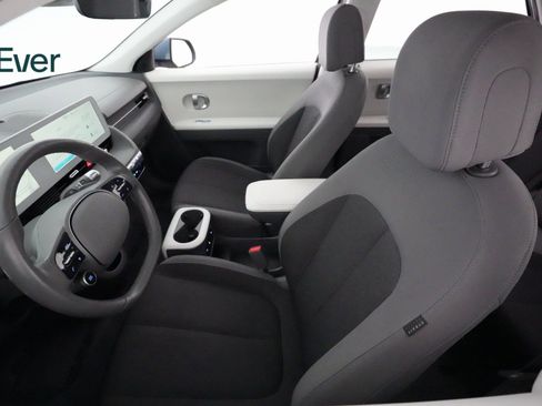Used 2024 Hyundai Ioniq 5 SEL image 7