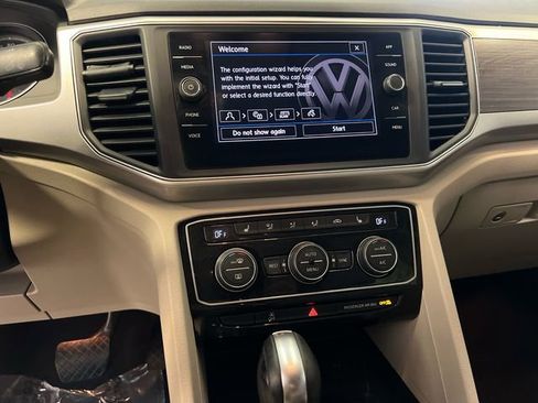 Used 2018 Volkswagen Atlas SE FWD image 25