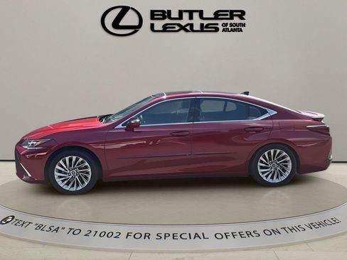 Certified 2023 Lexus ES 350 Ultra Luxury w/ Accessory Package (Z2) FWD image 3