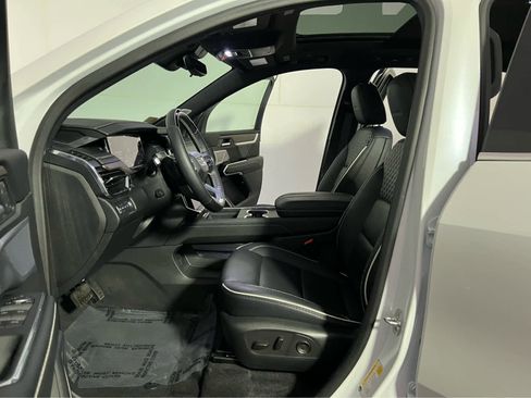 Used 2025 GMC Acadia Denali w/ Super Cruise Package AWD/4WD image 19