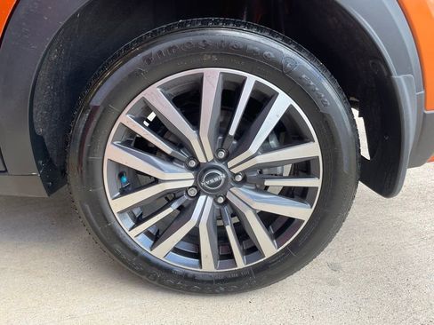 Certified 2024 Nissan Kicks SV FWD image 16