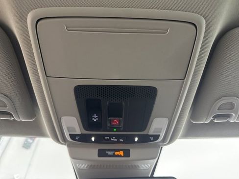 Certified 2023 Honda Accord EX-L image 37