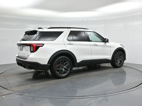 New 2026 Ford Explorer ST w/ Sun And Sound Package image 29