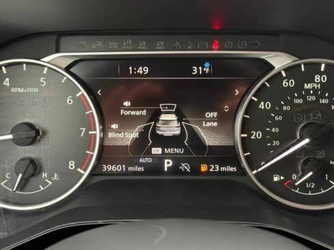 Used 2022 Nissan Pathfinder SL image 26