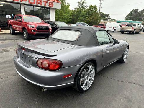 Used 2004 MAZDA MX-5 Miata MAZDASPEED RWD image 5