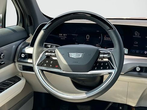 Used 2026 Cadillac Vistiq Sport AWD/4WD image 6