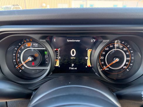 Used 2024 Jeep Wrangler Unlimited Rubicon 392 image 26