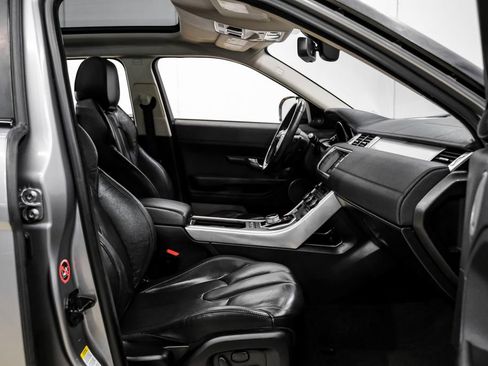 Used 2013 Land Rover Range Rover Evoque Pure Premium image 35