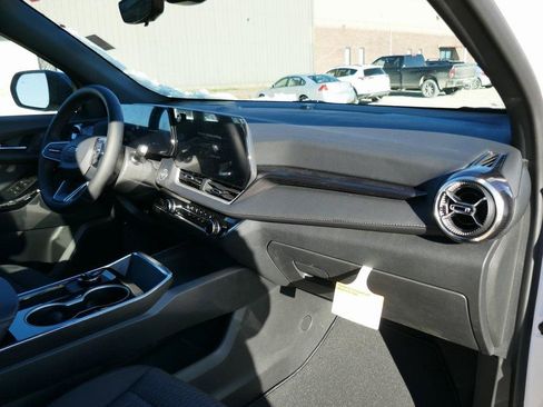 New 2026 Chevrolet Equinox LT w/ Midnight Edition image 10