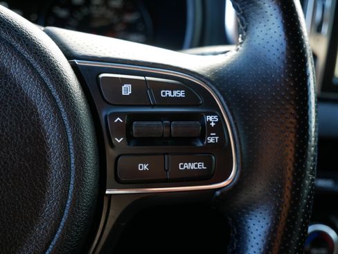 Used 2017 Kia Sportage SX image 29