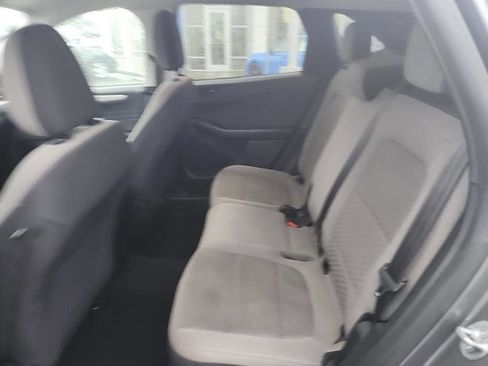 Used 2022 Ford Escape SE image 13