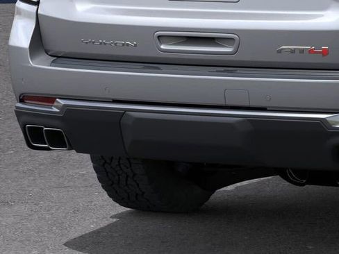 New 2026 GMC Yukon AT4 AWD/4WD image 14