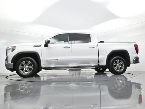 Used 2022 GMC Sierra 1500 SLT AWD/4WD image 46