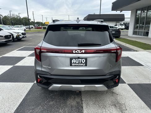 Used 2026 Kia Seltos EX w/ EX Sunroof Package FWD image 17