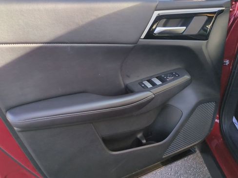 Used 2023 Mitsubishi Outlander SE image 22