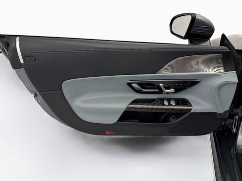 Certified 2022 Mercedes-Benz SL 63 AMG 4MATIC image 30