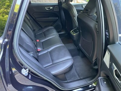 Certified 2023 Volvo XC60 B5 Ultimate AWD/4WD image 15
