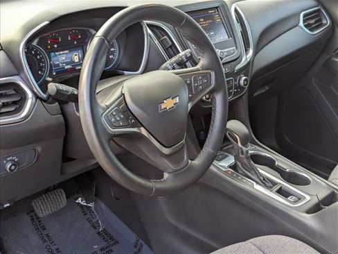 Used 2024 Chevrolet Equinox LT image 10