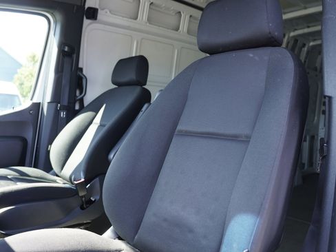 Used 2021 Mercedes-Benz Sprinter 2500 w/ Driver Convenience Package image 19