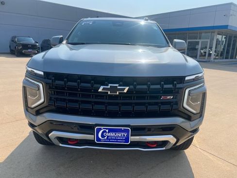 Certified 2025 Chevrolet Suburban Z71 AWD/4WD image 8
