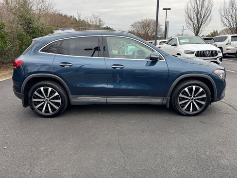 Certified 2021 Mercedes-Benz GLA 250 4MATIC image 29