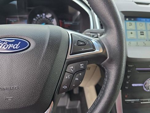 Used 2018 Ford Edge Titanium w/ Technology Package image 31