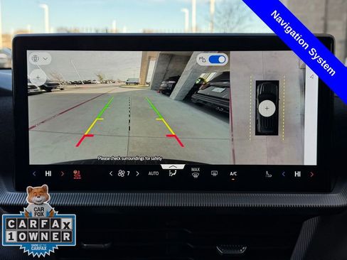 Used 2025 Ford Explorer ST image 9