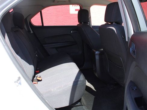 Used 2012 Chevrolet Equinox LS FWD image 16