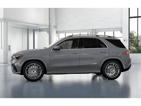 New 2026 Mercedes-Benz GLE 580 4MATIC image 35