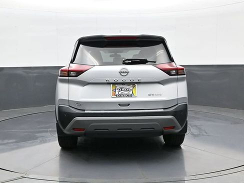 Used 2022 Nissan Rogue SV AWD/4WD image 6