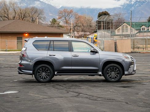 Used 2023 Lexus GX 460 Premium image 4