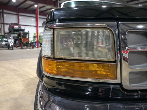 Used 1993 Ford F350 4x4 Crew Cab image 28