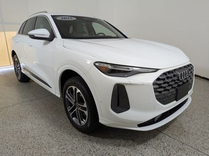 Certified 2025 Audi Q5 Premium Plus w/ Premium Plus