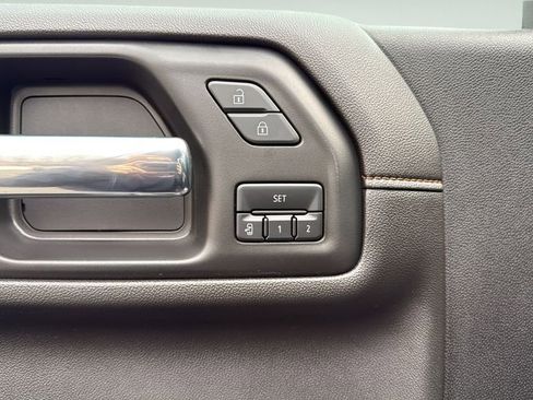 Used 2023 GMC Sierra 3500 AT4 w/ Gooseneck/5TH Wheel Package image 25