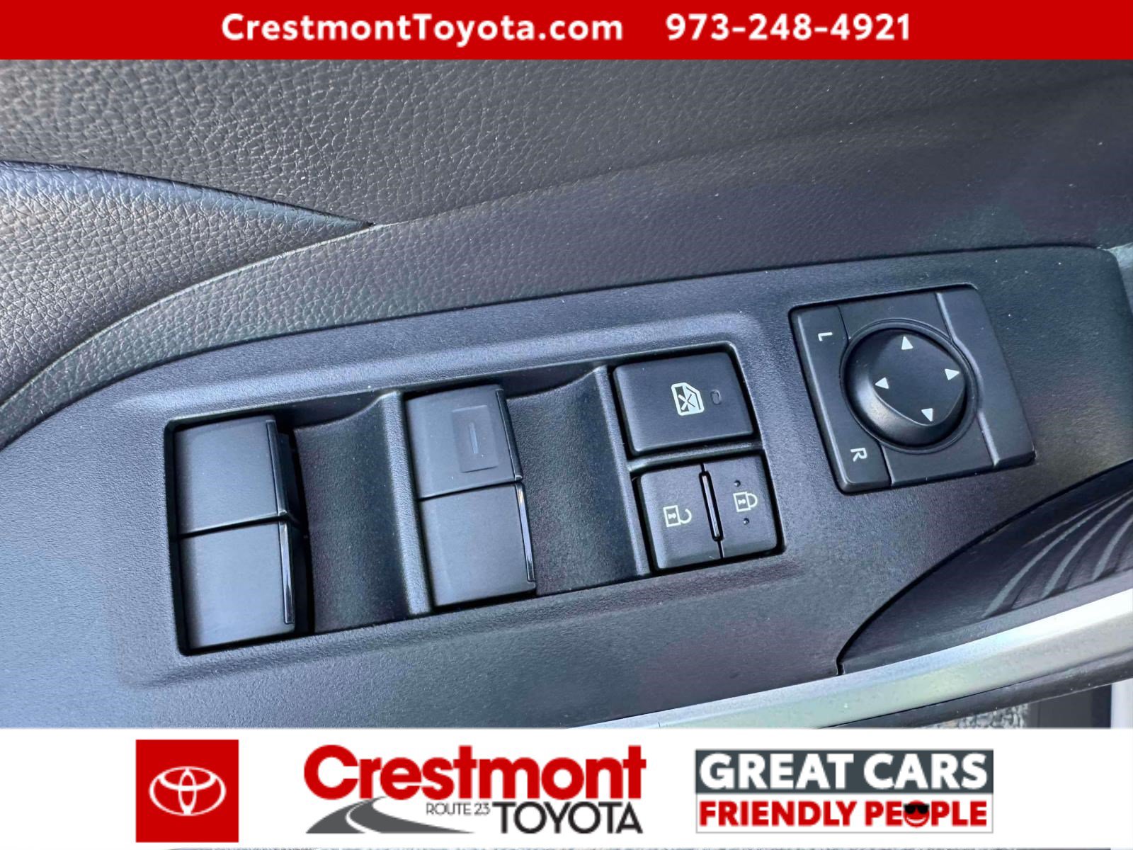 Used 2024 Toyota RAV4 LE AWD/4WD image 13