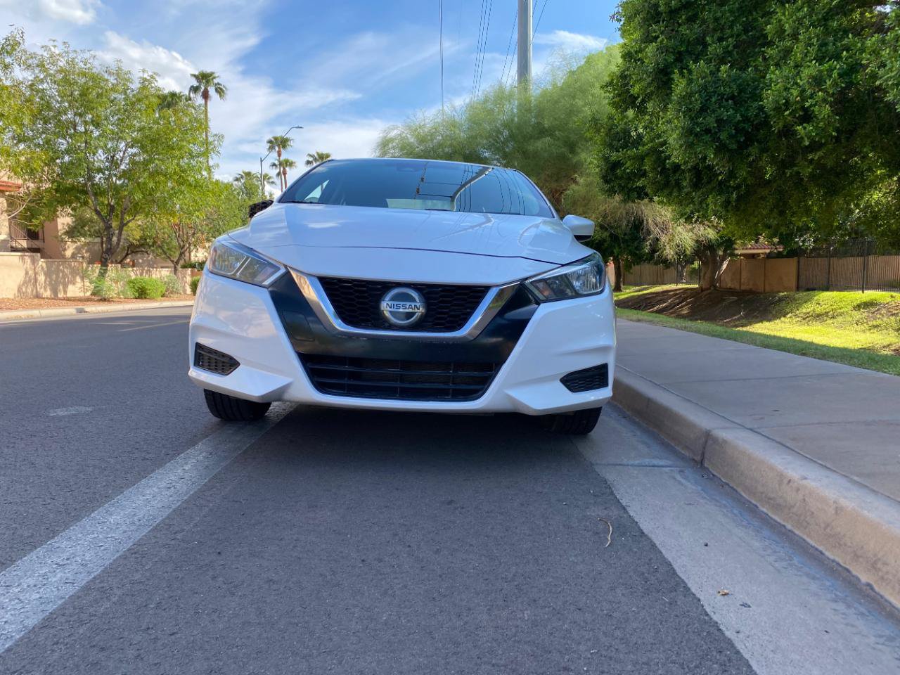 Used 2022 Nissan Versa SV FWD image 5